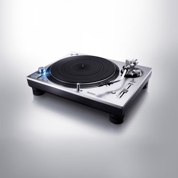 Technics SL-1200GR2 Grand Class DD Turntable (Silver)